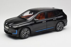 BMW iX Sapphire Black Minichamps 1:18 110023101 Metalas