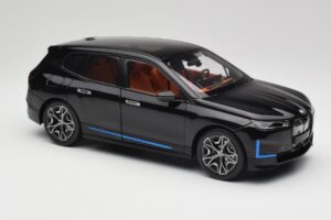BMW iX Sapphire Black Minichamps 1:18 110023101 Metalas - nuotrauka 6 iš 8