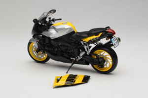 BMW K1200S Geltonas Juodas Minichamps 1:10 80430309224 Metalas - nuotrauka 5 iš 8