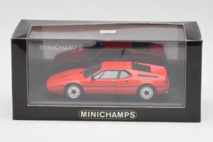 BMW M1 Raudonas Minichamps 1:43 430025022 Metalas - nuotrauka 4 iš 4