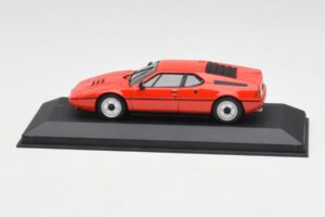 BMW M1 Raudonas Minichamps 1:43 430025022 Metalas