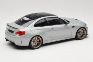 BMW M2 CS F87 Sidabrinis su auksiniais ratlankiais Minichamps 1:18 155021028 Metalas - nuotrauka 2 iš 6