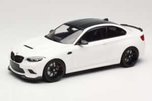 BMW M2 CS F87 Baltas su juodais ratlankiais Minichamps 1:18 155021025 Metalas