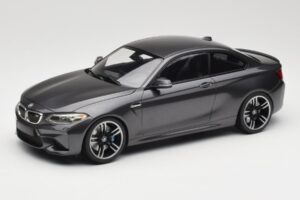 BMW M2 F87 Grey Metallic Minichamps 1:18 155026102 Metalas