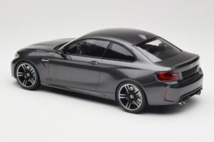 BMW M2 F87 Grey Metallic Minichamps 1:18 155026102 Metalas - nuotrauka 5 iš 6