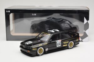 BMW M3 E30 JPS Team BMW #44 J. Richards / T. Longhurst Class Winners Bathurst 1000 1987 Minichamps 1:18 155872044 Metalas - nuotrauka 6 iš 6