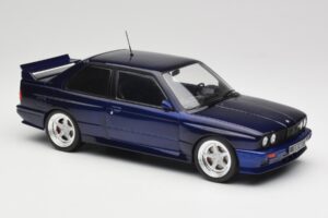 BMW M3 E30 Macau Blue IXO 1:18 18CMC122 Metalas - nuotrauka 4 iš 6