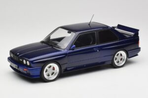 BMW M3 E30 Macau Blue IXO 1:18 18CMC122 Metalas