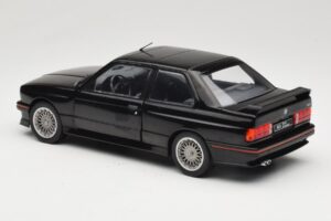 BMW M3 E30 Sport Evo Juodas Solido 1:18 S1801501 Metalas - nuotrauka 7 iš 8