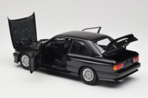 BMW M3 E30 Black Metallic Minichamps 1:18 180020306 Metalas - nuotrauka 5 iš 8