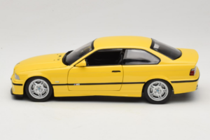 BMW M3 E36 Dakar Yellow UT Models 1:18 180022300 Metalas - nuotrauka 4 iš 8