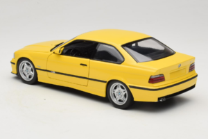 BMW M3 E36 Dakar Yellow UT Models 1:18 180022300 Metalas - nuotrauka 7 iš 8