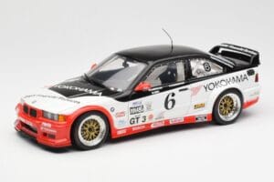 BMW M3 E36 GTR #0 B. Auberlen / M. Simo / P. Cunningham Daytona 24 Hours 1998 UT Models 1:18 39816 Metalas