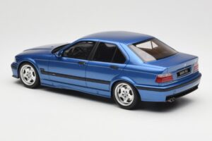 BMW M3 E36 Sedanas Mėlynas Otto 1:18 OT1082 Derva - nuotrauka 5 iš 6