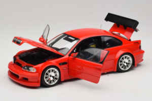 BMW M3 E46 GTR Street Raudonas Minichamps 1:18 100012101 Metalas - nuotrauka 2 iš 8