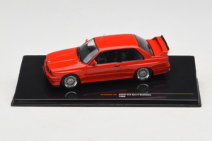 BMW M3 E30 Sport Evolution Raudonas IXO 1:43 CLC583N Metalas