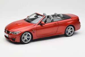 BMW M4 F83 Kabrioletas Sakhir Oranžinis Paragon 1:18 PA-97111 Metalas