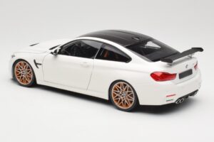 BMW M4 F82 GTS Alpine White Minichamps 1:18 110025221 Metalas - nuotrauka 7 iš 8