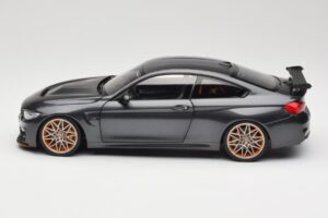 BMW M4 F82 GTS Mineral Grey Metallic Minichamps 1:18 110025222 Metalas - nuotrauka 4 iš 8