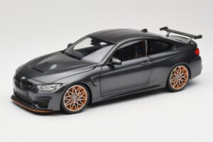 BMW M4 F82 GTS Mineral Grey Metallic Minichamps 1:18 110025222 Metalas