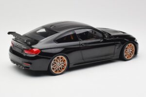 BMW M4 F82 GTS Sapphire Black Metallic Minichamps 1:18 110025220 Metalas - nuotrauka 3 iš 8