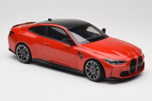 BMW M4 F82 Imola Red Metallic Minichamps 1:18 155020121 Metalas - nuotrauka 4 iš 6