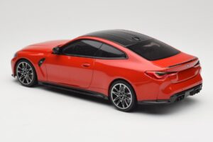 BMW M4 F82 Imola Red Metallic Minichamps 1:18 155020121 Metalas - nuotrauka 5 iš 6