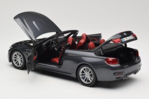 BMW M4 F83 Kabrioletas Mineral Grey Paragon 1:18 80432339610 Metalas - nuotrauka 5 iš 8