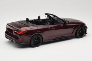 BMW M4 G83 Kabrioletas Raudonas Metalinis Minichamps 1:18 155021032 Metalas - nuotrauka 2 iš 6