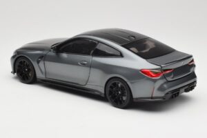 BMW M4 G82 Pilkas Metallic Minichamps 1:18 113020124 Metalas - nuotrauka 5 iš 8