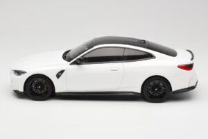BMW M4 G82 Baltas Minichamps 1:18 155020122 Metalas - nuotrauka 3 iš 6