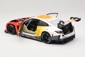 BMW M4 GT3 #72 D. Harper / M. Hesse / C. Weerts BMW M Team RMG 24 Hours of Nurburgring 2024 Minichamps 1:18 113242072 Metalas - nuotrauka 5 iš 8