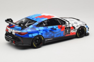 BMW M4 GT4 #1 Presentation 2024 Otto 1:18 OT1125 Derva - nuotrauka 2 iš 6