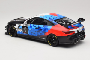 BMW M4 GT4 #1 Presentation 2024 Otto 1:18 OT1125 Derva - nuotrauka 5 iš 6