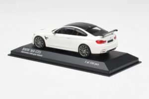 BMW M4 GTS F82 Baltas Su Pilkais Ratais Minichamps 1:43 410025221 Metalas - nuotrauka 3 iš 4