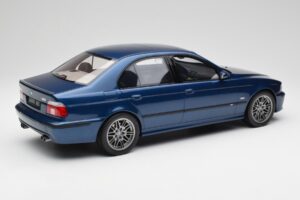 BMW M5 E39 Avus Mėlynas Otto 1:12 G073 Derva - nuotrauka 2 iš 6