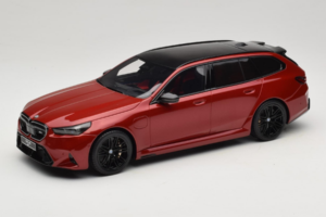 BMW M5 G99 Touring Fire Red GT Spirit 1:18 GT964 Derva