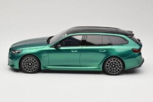 BMW M5 G99 Competition Touring Isle of Man Green GT Spirit 1:18 GT509 Derva - nuotrauka 3 iš 6