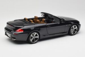 BMW M6 E64 Kabrioletas Sapphire Black Kyosho 1:18 80430417424 Metalas - nuotrauka 4 iš 9