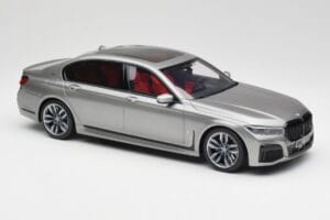 BMW M760i G12 V12 Final Edition Pilkas GT Spirit 1:18 GT478 Derva - nuotrauka 4 iš 6