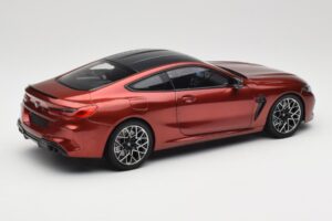 BMW M8 F91 Convertible Storm Bay Metallic Minichamps 1:18 110029020 Metalas - nuotrauka 3 iš 8