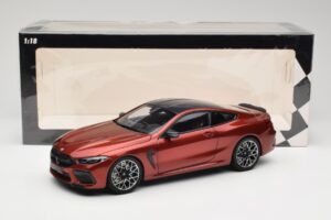 BMW M8 F91 Convertible Storm Bay Metallic Minichamps 1:18 110029020 Metalas - nuotrauka 8 iš 8