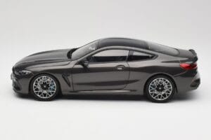 BMW M8 F92 Grey Metallic Minichamps 1:18 110029022 Metalas - nuotrauka 4 iš 8