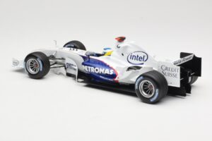 BMW Sauber F1.06 #16 N. Heidfeld Launch Version 2006 Minichamps 1:18 80430413183 Metalas - nuotrauka 5 iš 6