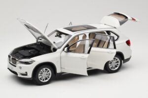 BMW X5 E70 Alpine White Paragon 1:18 PA-97073 Metalas - nuotrauka 2 iš 8