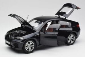 BMW X6 M F86 Juodas Kyosho 1:18 80432157613 Metalas - nuotrauka 2 iš 8