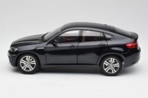 BMW X6 M F86 Juodas Kyosho 1:18 80432157613 Metalas - nuotrauka 4 iš 8