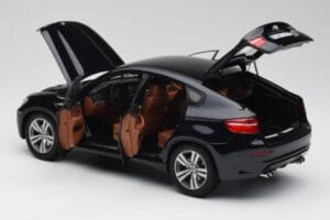 BMW X6 M F86 Juodas Kyosho 1:18 80432157613 Metalas - nuotrauka 5 iš 8
