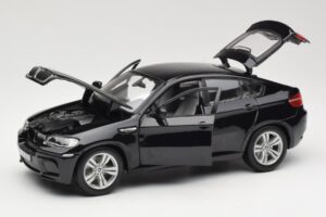 BMW X6 M E71 Juodas Bburago 1:18 18-12081 Metalas - nuotrauka 2 iš 8