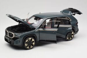 BMW XM G09 Isle of Man Green Minichamps 1:18 110023300 Metalas - nuotrauka 2 iš 8